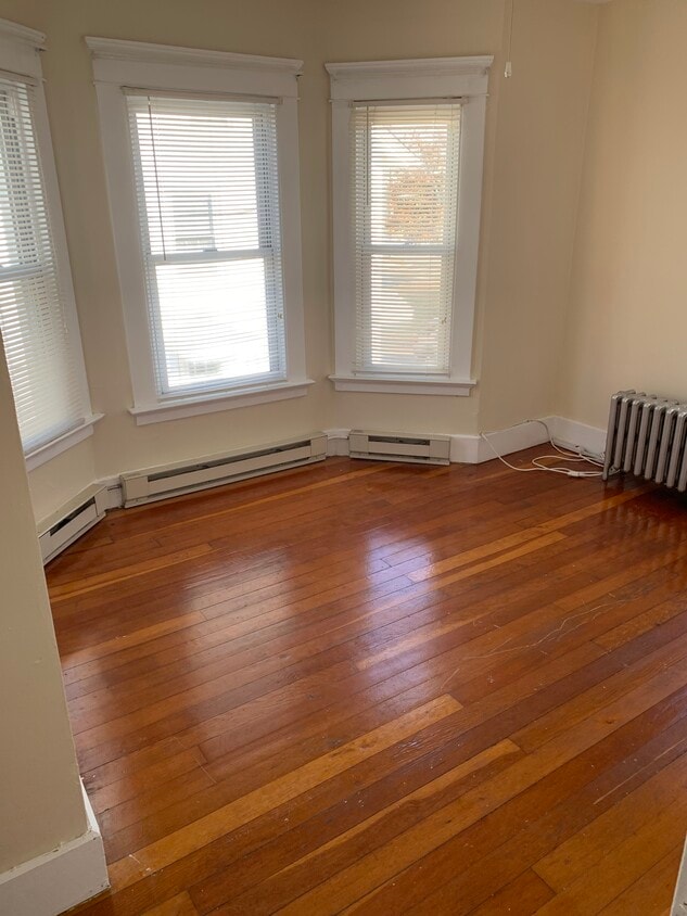 Sala de estar - 634 Main St