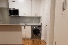 Primary Photo - 210 E 88th St