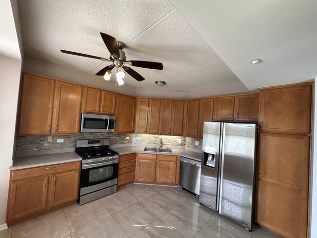 Building Photo - 720 Prestwick Ln