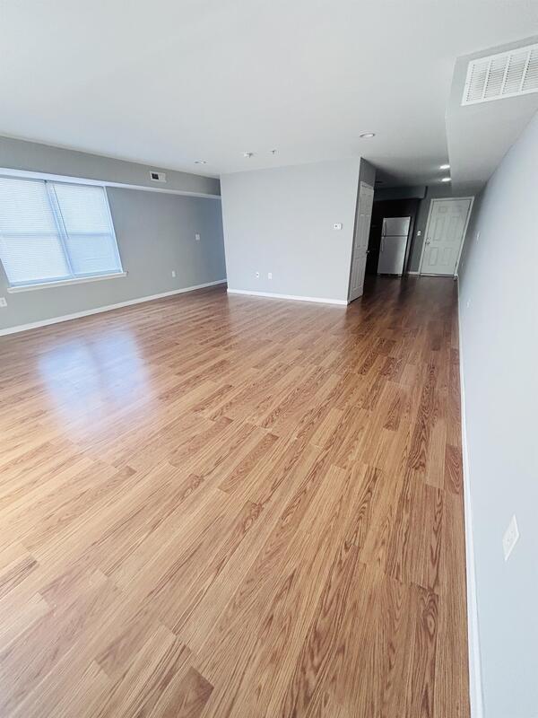 Building Photo - 5038 Spruce St