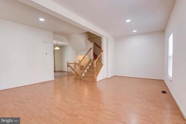Building Photo - 13593 Bathgate Dr