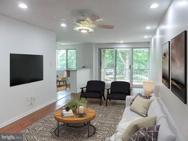 Foto del edificio - 1650 Oakwood Dr