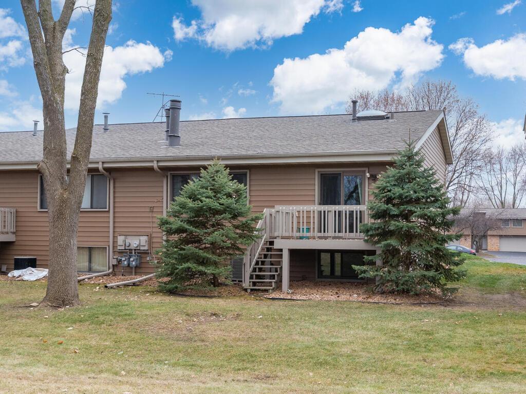 Primary Photo - 8293 Mitchell Rd