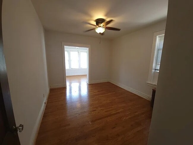 Building Photo - 6624 San Bonita Ave