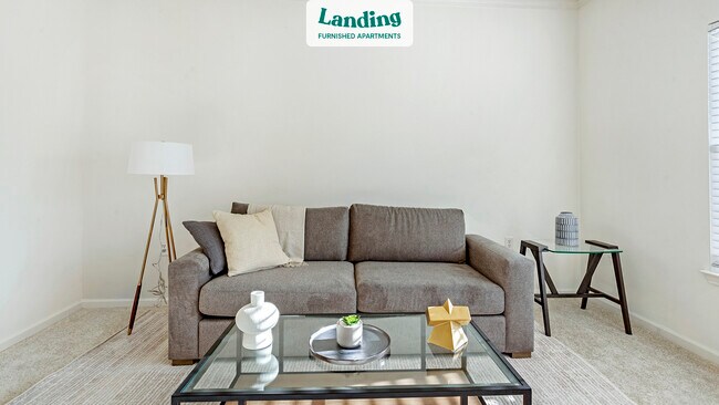Foto del edificio - 4610 Crowne Lake Cir