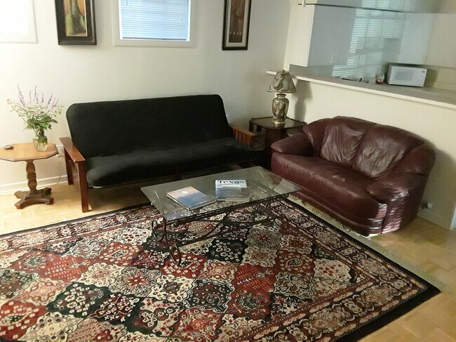 Foto del edificio - 2925 Helena St