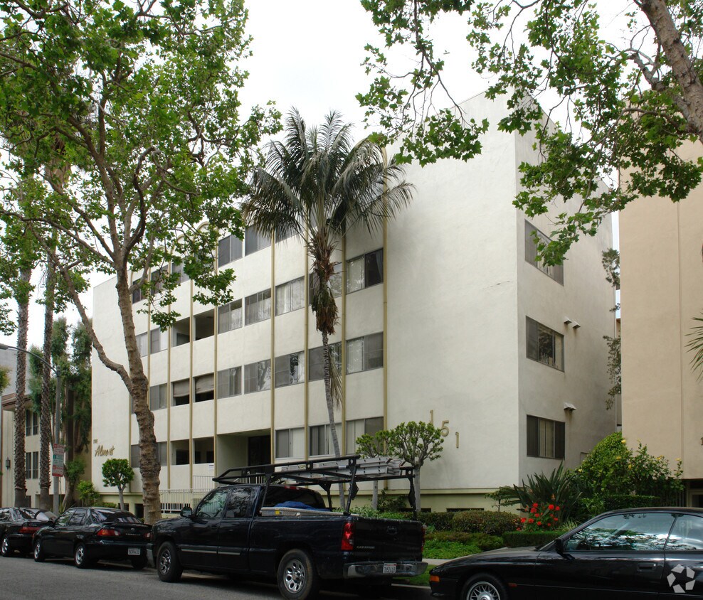 Primary Photo - Almont Wilshire Apartments