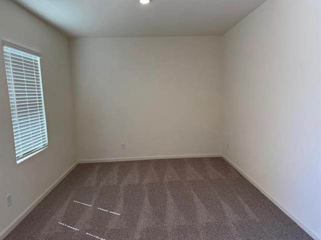 Foto del edificio - 8301 Bufflehead Drive