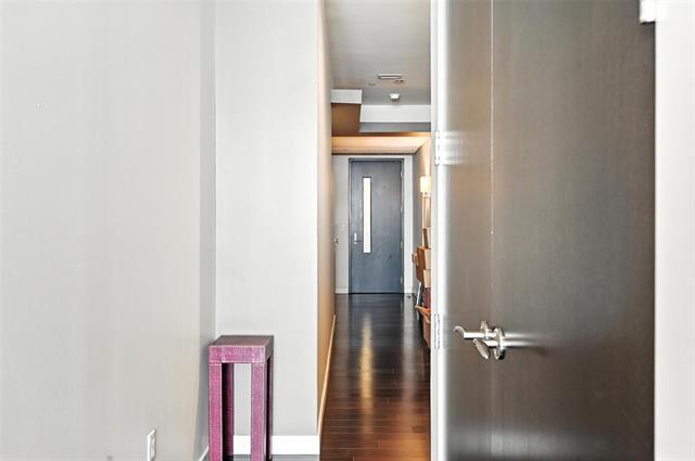 Foto del edificio - 2600 W 7th St