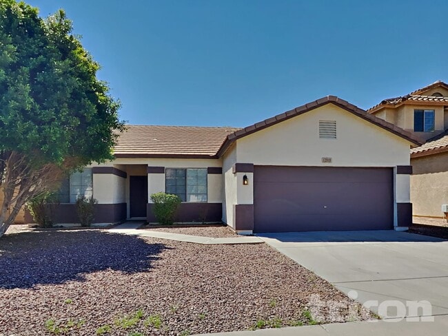 Building Photo - 12919 W Soledad St