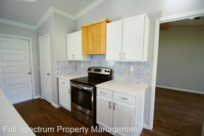 Building Photo - 3 br, 2 bath House - 4326 Flint Hill