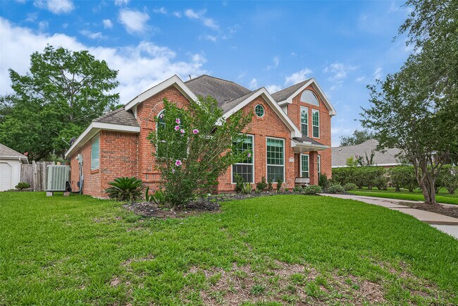 Building Photo - 3406 Mesquite Dr