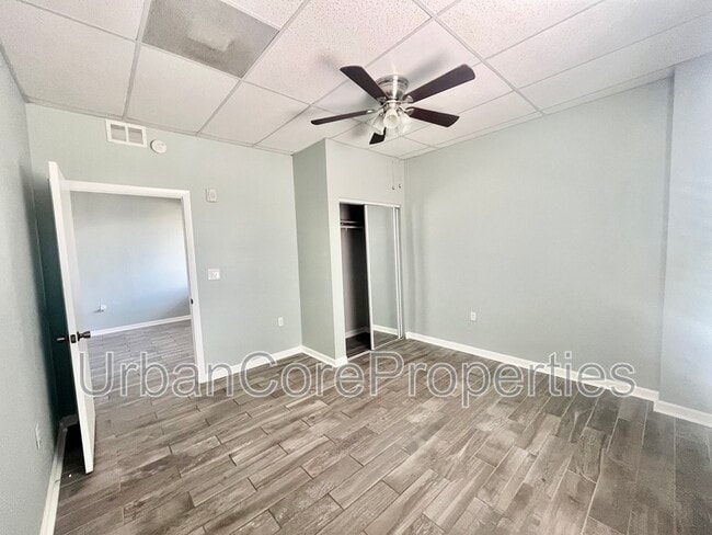 Building Photo - 1230 Locust St NE