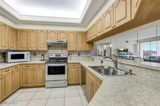 Building Photo - 9380 Gulf Shore Dr