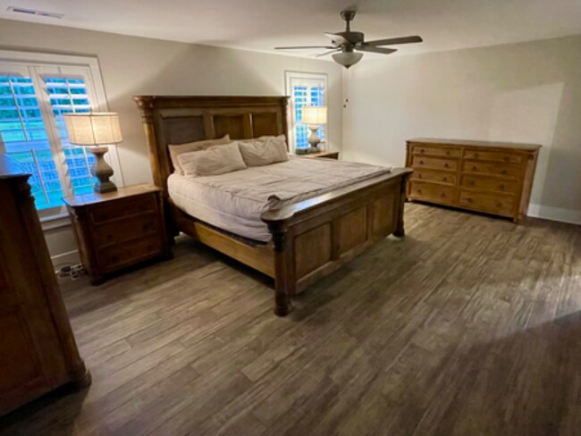 Foto del edificio - 7123 Hickory Cv Wy