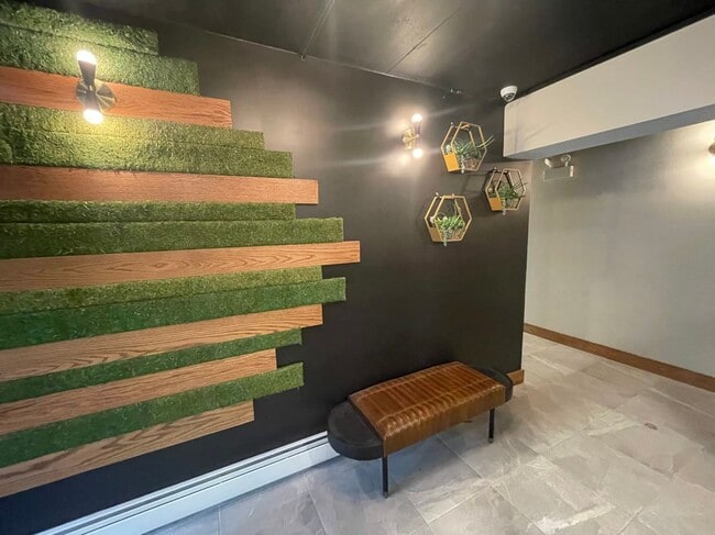 Foto del edificio - 6040 N Sheridan Rd