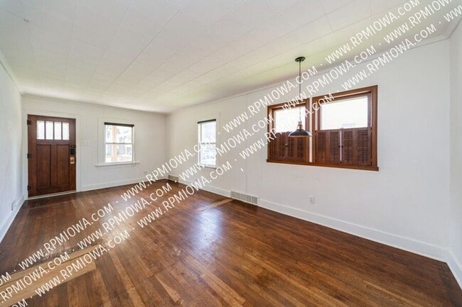 Building Photo - 2210 36th St