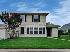 Building Photo - 6114 Elton Knolls St
