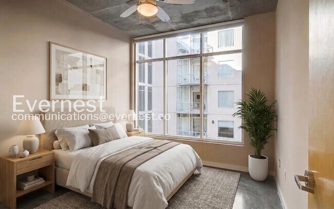 Foto del edificio - 2 Bed/2 Bath Condo with Modern Amenities / Coming Soon!