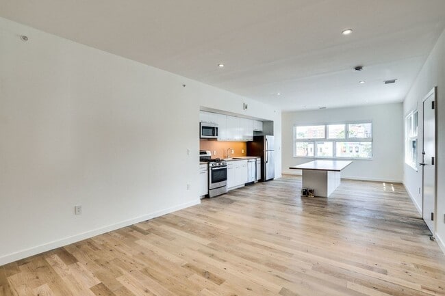 Photo - 1932 9th St NW House