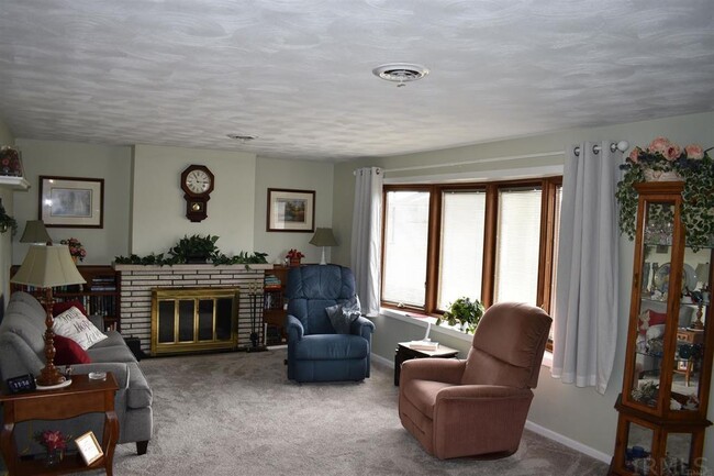 Foto del edificio - 1532 W Dupont Rd