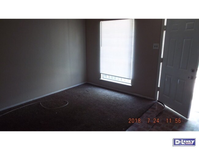 Building Photo - 5427 Little Creek Dr