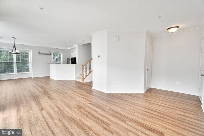 Building Photo - 2484 Angeline Dr