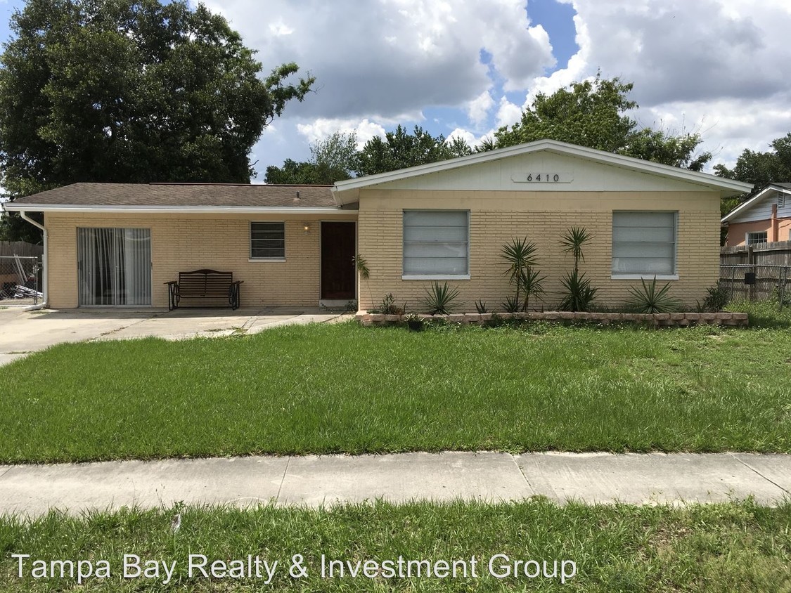 3 br, 2 bath House - 6410 Sawyer Rd - House for Rent in Tampa, FL |  