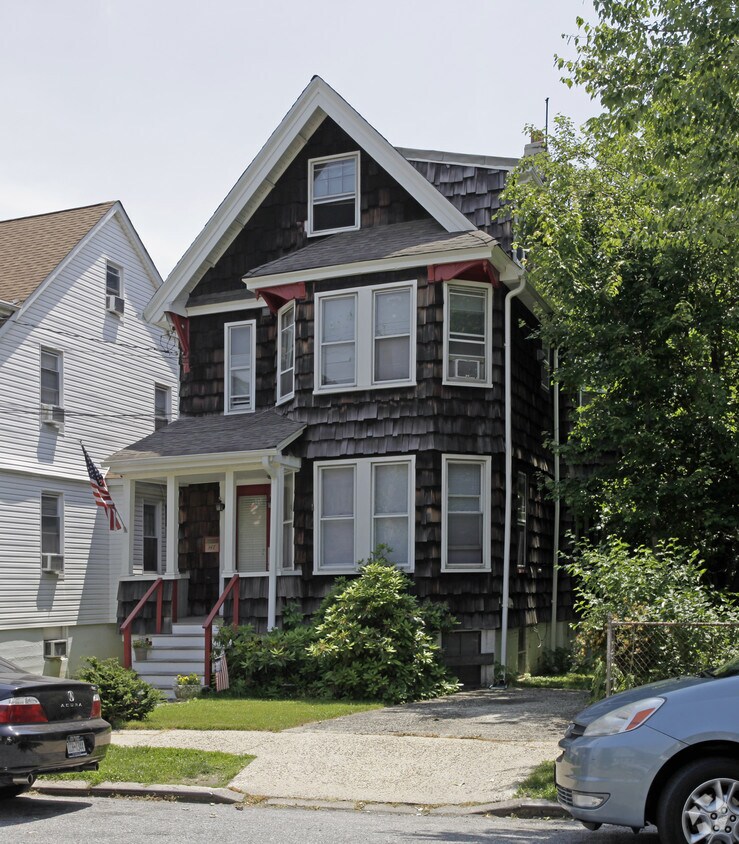 347 Heberton Ave, Staten Island, NY 10302 Apartments in Staten Island