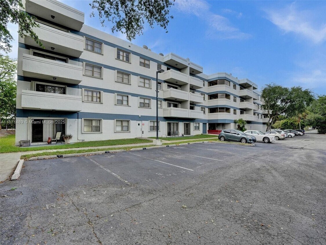 Photo - 1891 N 61ST AVE APT B215 HOLLYWOOD, FL 33024