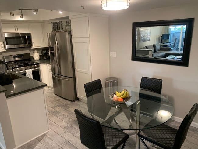 Building Photo - 122 Mangano Cir