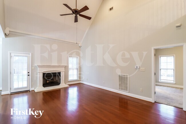 Foto del edificio - 5830 Heritage Park Dr