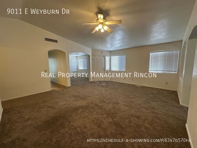 Building Photo - 9011 E Weyburn Dr