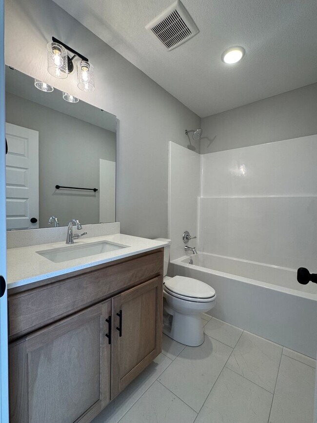 Foto del edificio - {31750} Brand New Ranch Home + 3 Car Garage + Unfinished Basement