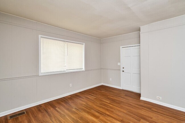 Foto del edificio - Beautifully Renovated Docena Home – Pet Friendly & Move-In Ready!