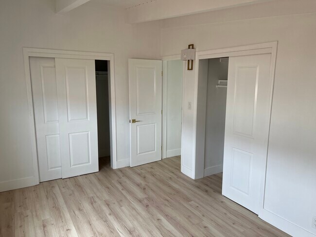 1st bedroom - 225 10th Plz