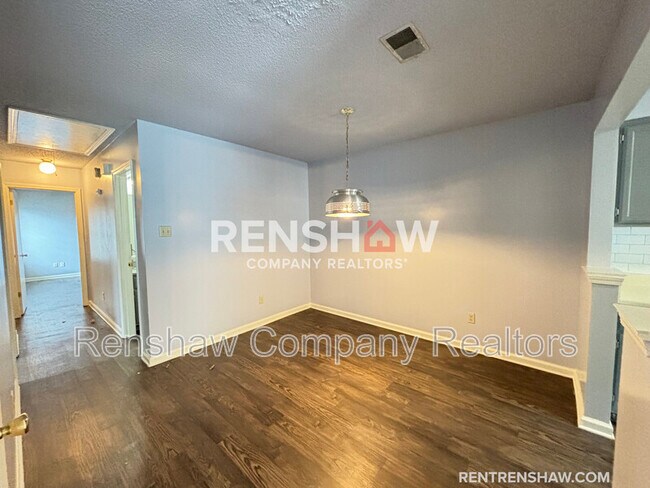 Foto del edificio - 2224 Curbertson Cove