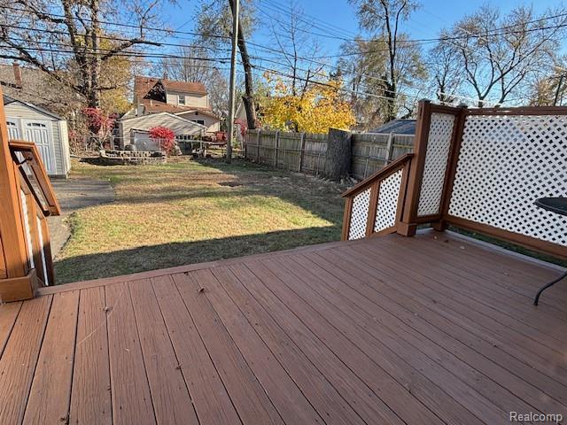 Foto del edificio - 901 Longfellow Ave