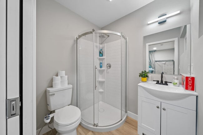 Building Photo - 9827 San Diego St