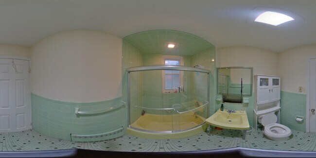 Foto del edificio - 76 Sterling Ave