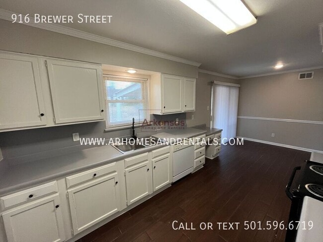 Foto del edificio - 916 Brewer St