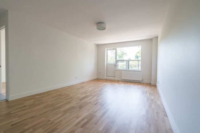 Building Photo - 111 Lawton Blvd