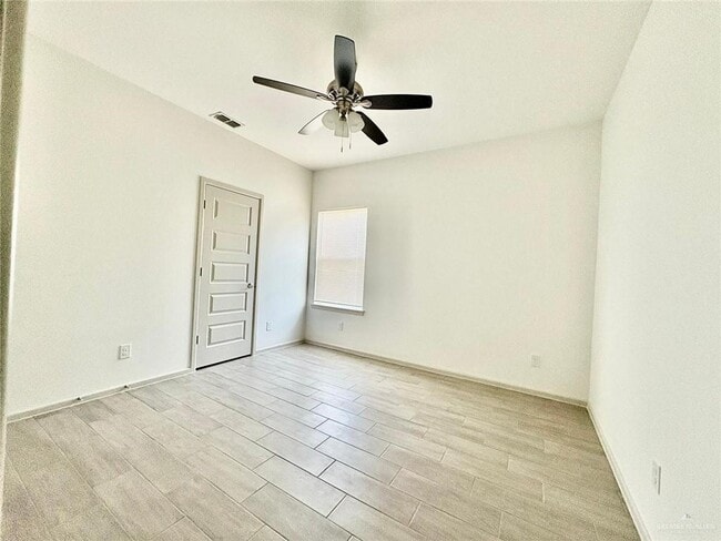 Foto del edificio - 11 N 58th St