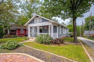 Building Photo - 4816 Kenyon Dr