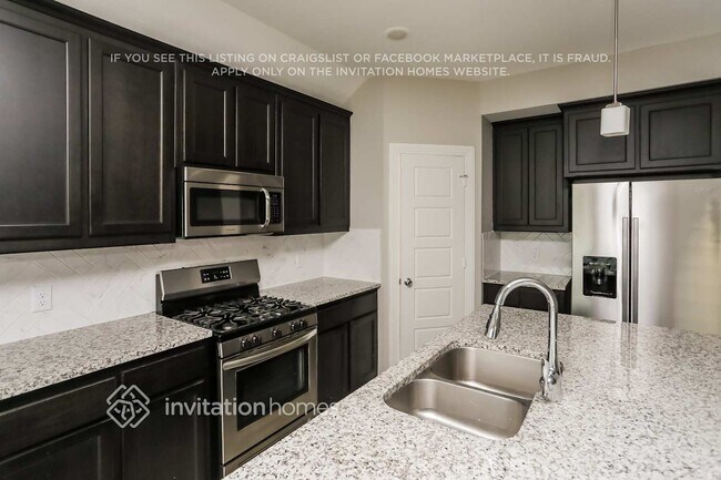 Foto del edificio - 1522 Calcot Ln