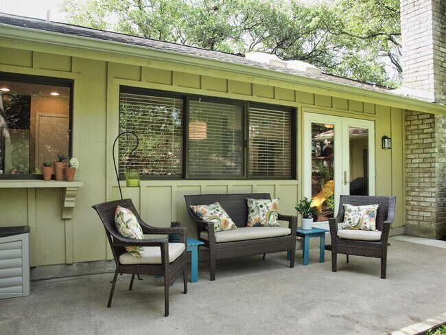 Foto del edificio - 9000 Currywood Dr