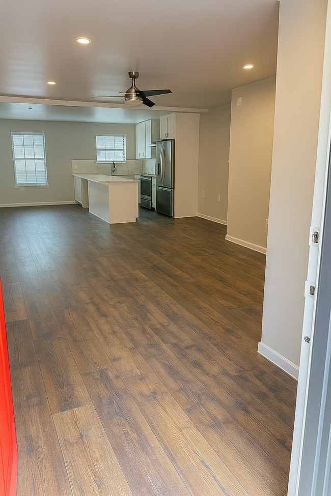 Building Photo - 4520 Speedway
