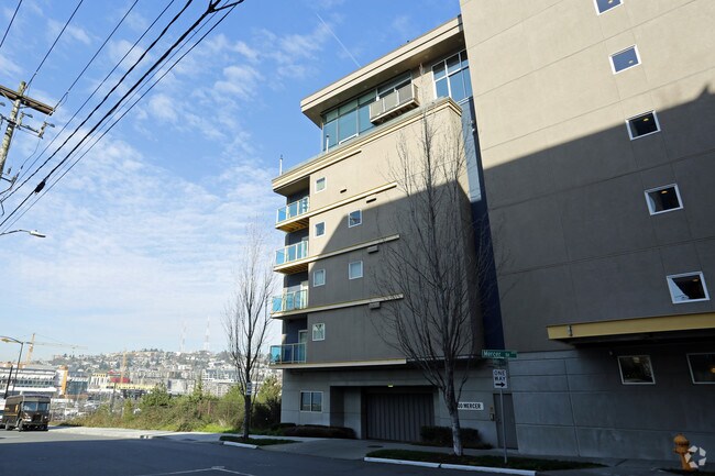 Foto del edificio - Mercerview Apartments