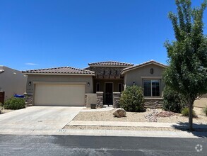 Building Photo - 3673 Lunetta Ct