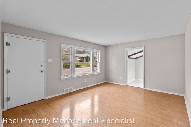 Building Photo - 3 br, 1 bath House - 225 Nancy Place